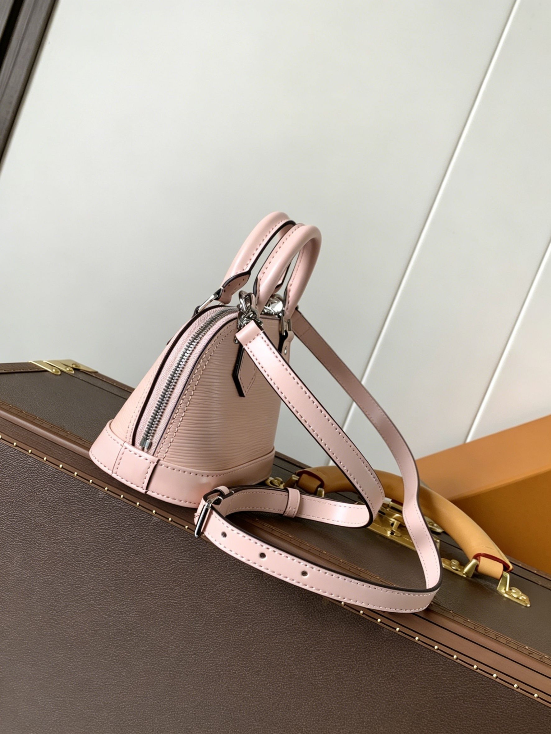 Shoulder Bag Structured - Bolsa de Mão Nova de Couro
