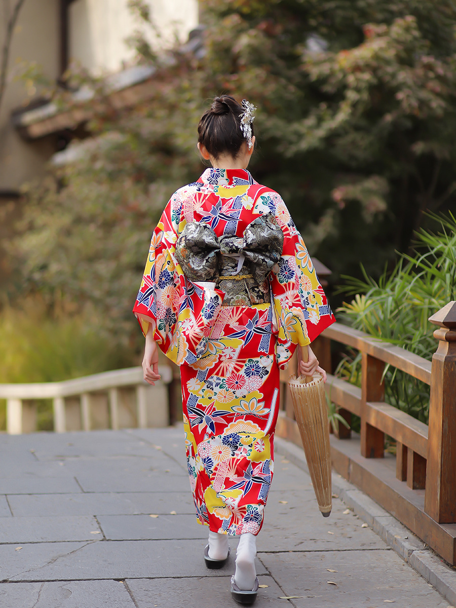 Japanese Women Formal Wear - Kimono Tradicional Japonês Feminino Vermelho Modificado