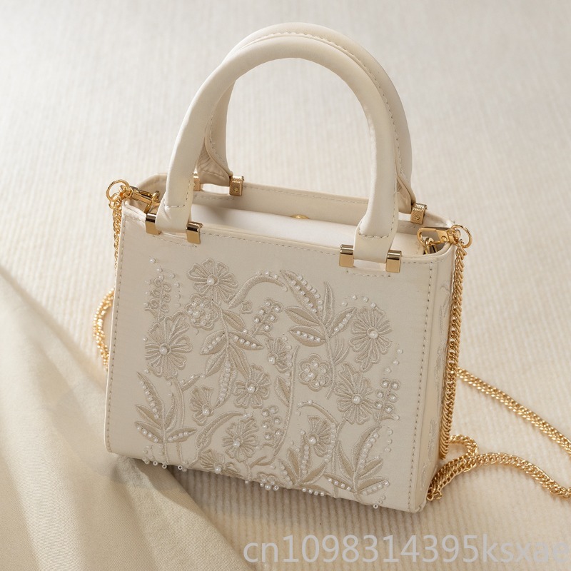 Bolsa de Mão Bordada com Pérol - Shoulder Bag Structured avaliação e preço